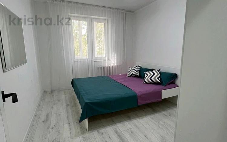2-бөлмелі пәтер · 60 м² · 3/5 қабат, Қонаев ш/а. 23, бағасы: 18 000 ₸ в Уральске, мкр Кунаева — фото 2