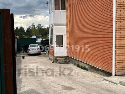 Дом · 6 комнат · 300 м², Кенесары 18 за 100 000 〒 в Щучинске