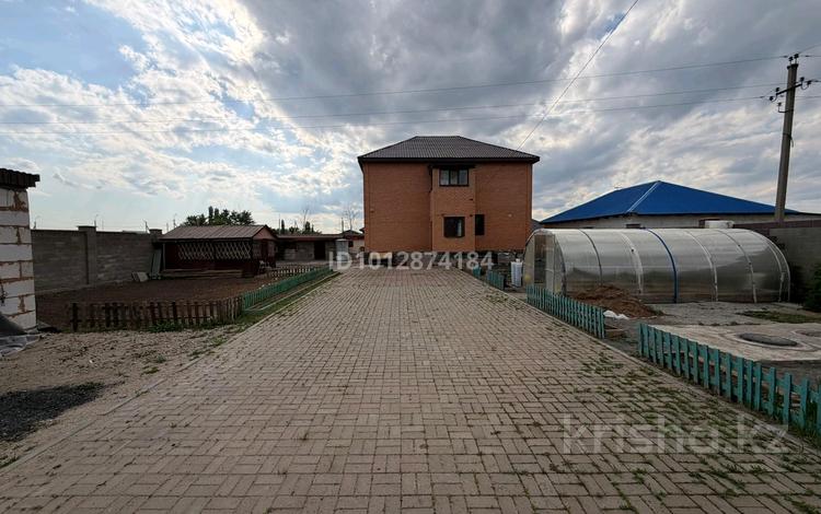 Отдельный дом · 5 комнат · 214 м² · 10 сот., Брусиловского за 85 млн ₸ в Караоткеле — фото 2