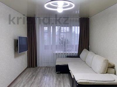 3-комнатная квартира, 61 м², Крылова 26 за 20 млн 〒 в Караганде, Казыбек би р-н