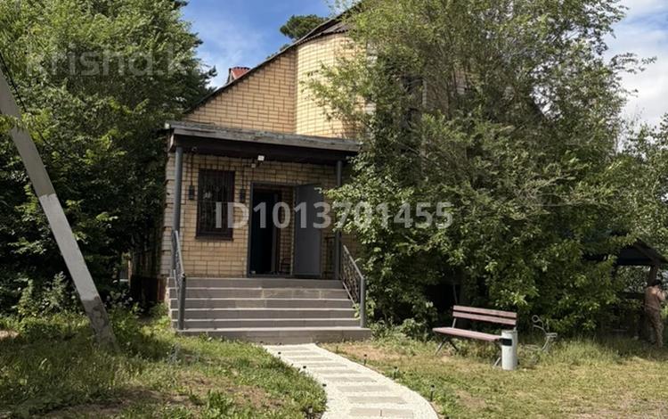 Жеке үй · 6 бөлме · 200 м², Абай — Burabai mall, бағасы: 170 000 ₸ в Бурабае — фото 2