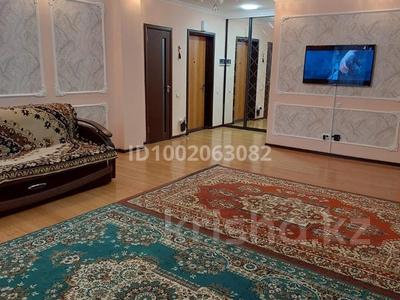 3-комнатная квартира · 100 м², Кабанбай батыра 42 за 49 млн 〒 в Астане, Есильский р-н