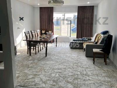 Жеке үй · 4 бөлме · 130 м² · 10 жүзд., Шанырак 614 — Айша биби, бағасы: 23 млн ₸ в Таразе