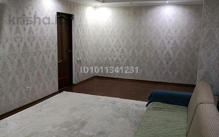 2-бөлмелі пәтер · 76.6 м² · 6/10 қабат, Набережная 86 — 5 поликлиника, бағасы: 23 млн ₸ в Актобе, мкр. Курмыш — фото 2