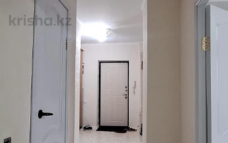 2-бөлмелі пәтер · 68 м² · 3/9 қабат, 12 ш/а., бағасы: 23 млн ₸ в Актобе, мкр 12 — фото 2