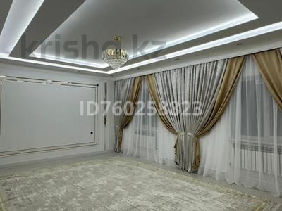 Отдельный дом · 4 комнаты · 252 м² · 8 сот., Мкр.Атырау 403 көше 63 за 38 млн ₸ в Кульсары