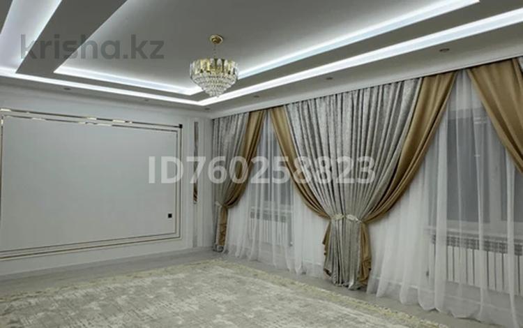 Отдельный дом · 4 комнаты · 252 м² · 8 сот., Мкр.Атырау 403 көше 63 за 38 млн ₸ в Кульсары — фото 2