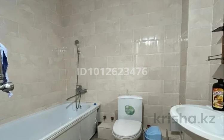 2-бөлмелі пәтер · 65 м² · 1/5 қабат, мкр. Алтын орда, Байшева 4Б — Напротив SKY PARK, бағасы: 160 000 ₸ в Актобе — фото 3
