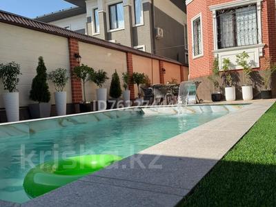 Дом · 5 комнат · 400 м², мкр Шапагат-2 — Жана жол 5 за 200 000 ₸ в Шымкенте, Каратауский р-н