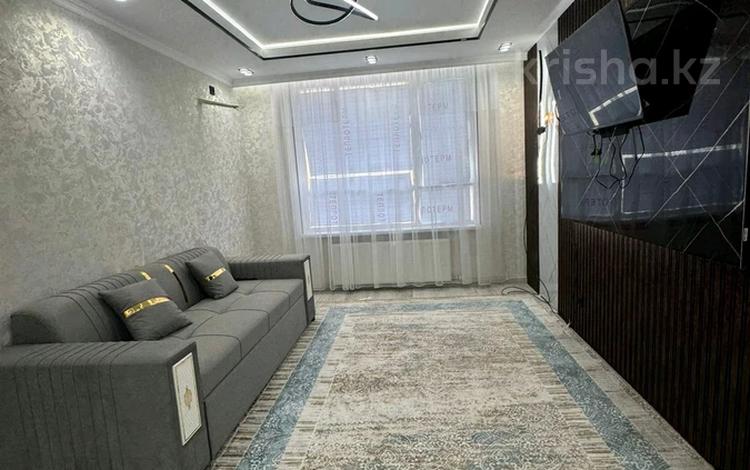 2-комнатная квартира · 60 м² · 8/12 этаж, ЖК АТАМҰРА . за 200 000 ₸ в Шымкенте, Енбекшинский р-н — фото 9