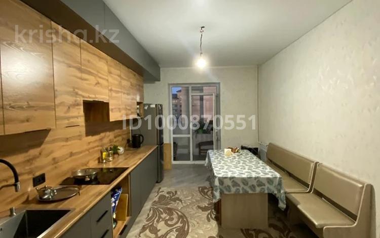 2-бөлмелі пәтер · 79.3 м² · 3/5 қабат, Район Карагайлы 50 блок 1, бағасы: 38 млн ₸ в Семее — фото 2