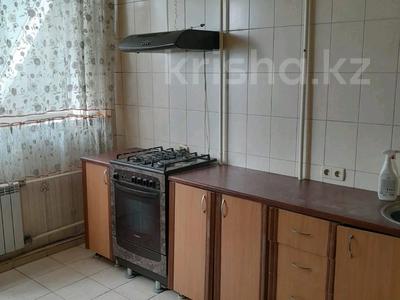Аренда квартир в Алматы: 2-комнатная квартира · 70 м² · 3/9 этаж, мкр Аксай-2 за 220 000 〒 2-комнатная квартира · 70 м² · 3/9 этаж, мкр Аксай-2 за 220 000 〒 в Алматы, Ауэзовский р-н