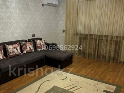 3-бөлмелі пәтер, 100 м², 3/5 қабат ай сайын, мкр Нурсат 116, бағасы: 230 000 〒 в Шымкенте, Каратауский р-н