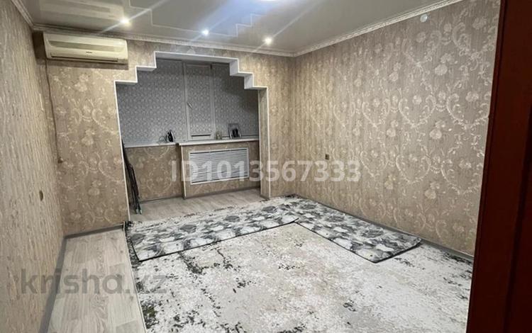 1-бөлмелі пәтер · 39.7 м² · 8/10 қабат, 1 ш/а, Пр. А молдагуловой 5а, бағасы: 15.5 млн ₸ в Актобе, мкр 5 — фото 2