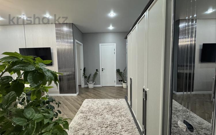 3-комнатная квартира · 72 м² · 3/10 этаж, мкр Юго-Восток 78 за 48 млн ₸ в Караганде, Казыбек би р-н — фото 2