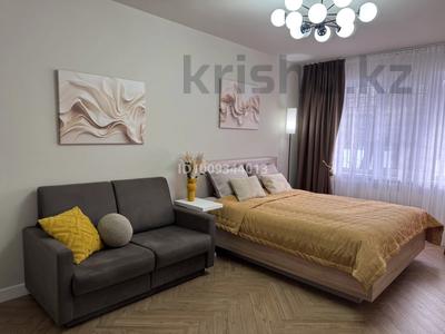 1-комнатная квартира · 30 м² · 1/5 этаж, Джандарбекова — Пересечение улиц Жарокова и Бухар Жирау за 30 000 ₸ в Алматы, Бостандыкский р-н