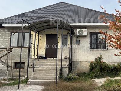 Отдельный дом · 4 комнаты · 138 м² · 4.3 сот., Ынтымак 72 — Олимпийский комплекс за 25 млн 〒 в Кемертогане