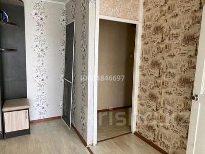 1-комнатная квартира, 35 м², 4/5 этаж помесячно, Чайковского 26 за 50 000 〒 в Темиртау