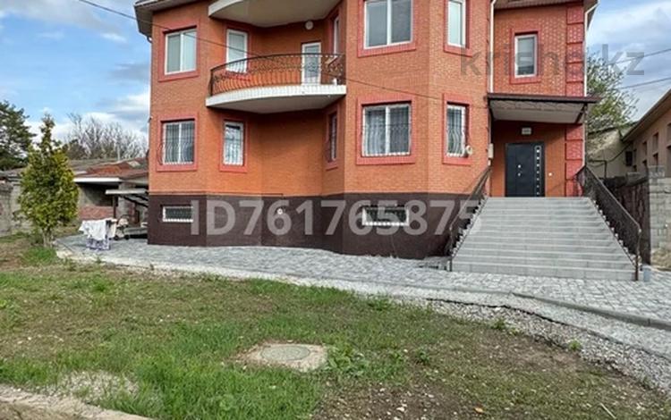 Жеке үй · 10 бөлме · 496 м² · 11 сот., мкр Хан Тенгри, Кенесары Хана 69, бағасы: 357.8 млн ₸ в Алматы, Бостандыкский р-н — фото 39