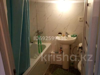 Аренда квартир в Алматинской обл.: 1-комнатная квартира · 45 м² · 2/12 этаж · помесячно, Кошкарбаева 1140 — Кульджинский тракт за 170 000 〒 1-комнатная квартира · 45 м² · 2/12 этаж · помесячно, Кошкарбаева 1140 — Кульджинский тракт за 170 000 〒 в