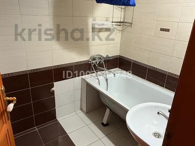 3-бөлмелі пәтер · 100 м² · 1/5 қабат, 3-шағынаудан, Гагарина 147 — Радуга Дау мет, бағасы: 180 000 ₸ в Шымкенте, Туран р-н