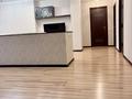 4-комнатная квартира · 100 м² · 1/9 этаж, Сауран 12/1 за 60 млн ₸ в Астане, Есильский р-н
