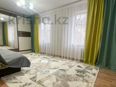 3-бөлмелі пәтер · 56 м² · 2/4 қабат, Достық ш/а, бағасы: 21 млн ₸ в Талдыкоргане, мкр Достык