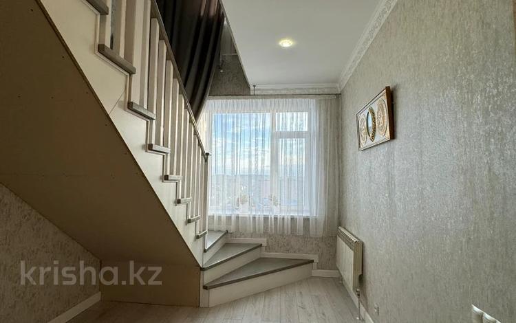 5-комнатная квартира · 300 м² · 9/10 этаж, Сабатаева 120 за 102 млн ₸ в Кокшетау — фото 2