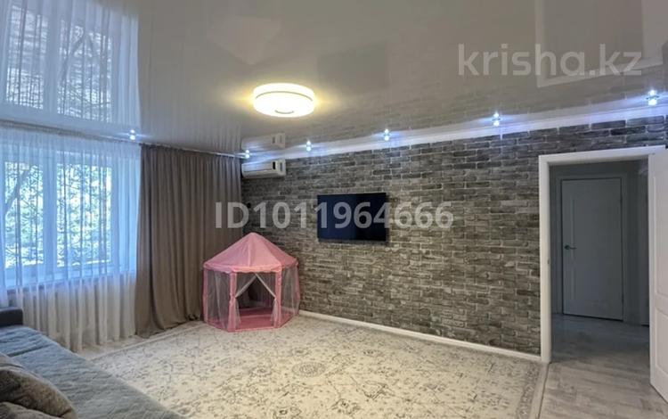 3-комнатная квартира · 68 м² · 2/5 этаж, ул. Айманова 40 за 28 млн ₸ в Павлодаре — фото 2