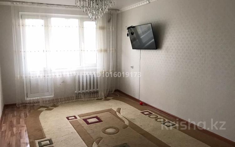 2-комнатная квартира · 47 м² · 3/5 этаж, Абая за 120 000 ₸ в Уральске — фото 2