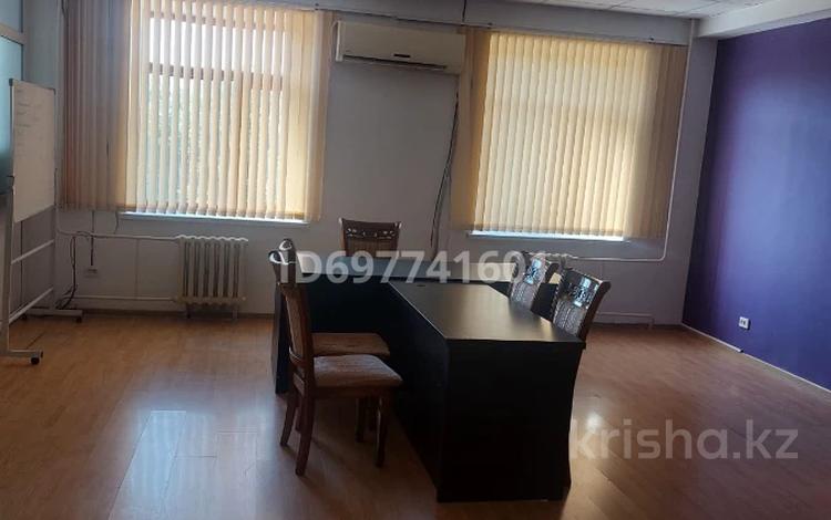 Офисы · 68 м² за 394 400 ₸ в Шымкенте, Туран р-н — фото 21