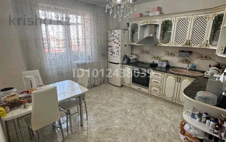 3-бөлмелі пәтер · 102 м² · 13/15 қабат, Просп. Богенбай Батыра 24/1, бағасы: 46 млн ₸ в Астане, Сарыарка р-н — фото 2