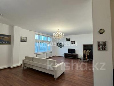 3-комнатная квартира · 132.7 м² · 3/20 этаж, Динмухаммед Кунаев 12 за 72 млн 〒 в Астане, Есильский р-н