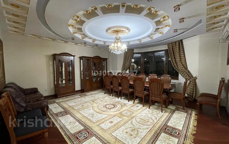 4-комнатная квартира · 150 м² · 3/13 этаж, Иляева 33 за 85 млн ₸ в Шымкенте — фото 2