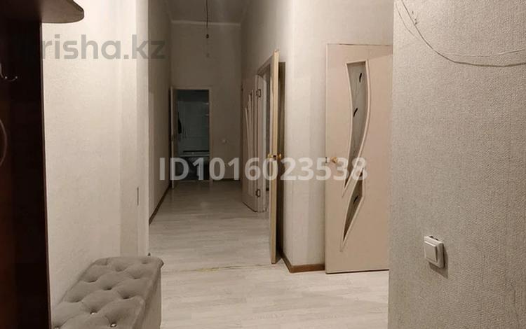 2-комнатная квартира · 65 м² · 1/9 этаж, мкр Туран-2 36a за 150 000 ₸ в Шымкенте, Каратауский р-н — фото 2