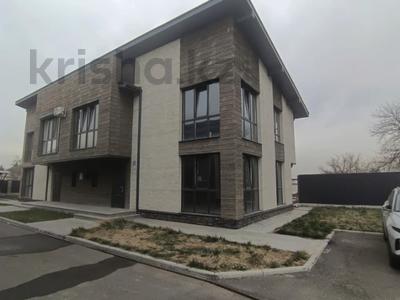 Отдельный дом · 6 комнат · 320 м² · 3 сот., Мангистауская 16 за 143 млн 〒 в Алматы, Медеуский р-н