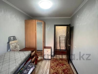 4-комнатная квартира · 84.1 м² · 4/5 этаж, мкр Аксай-4, Улугбека за 53.5 млн ₸ в Алматы, Ауэзовский р-н