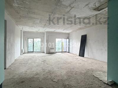 5-комнатная квартира · 205 м² · 3/3 этаж, Кажымукана 68а — Аль Фараби за 215 млн ₸ в Алматы, Медеуский р-н
