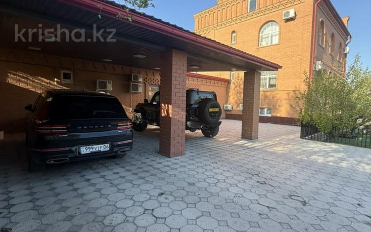 Жеке үй · 6 бөлме · 600 м² · 15 жүзд., Мукана наурызалиева 15, бағасы: 199 млн ₸ в Атырау — фото 11