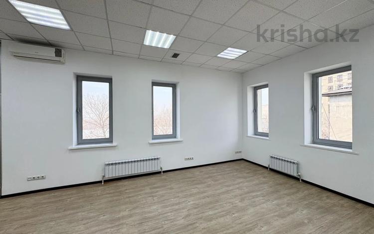 Свободное назначение, офисы, склады, образование, конференц-залы · 53 м² за 424 000 ₸ в Алматы, Алмалинский р-н — фото 2