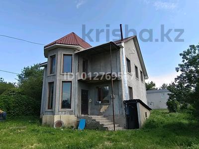 Жеке үй · 6 бөлме · 200 м² · 7 сот., Ковровщица 13 — Возле кафе Ясмин, бағасы: 45 млн ₸ в Байтереке (Новоалексеевке)