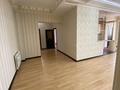 3-комнатная квартира · 129.6 м² · 1/5 этаж, мкр. Алтын орда за 38.8 млн 〒 в Актобе — фото 8