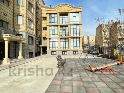 3-комнатная квартира · 102.2 м² · 2/5 этаж, 15-й мкр 22 за 54.9 млн ₸ в Актау