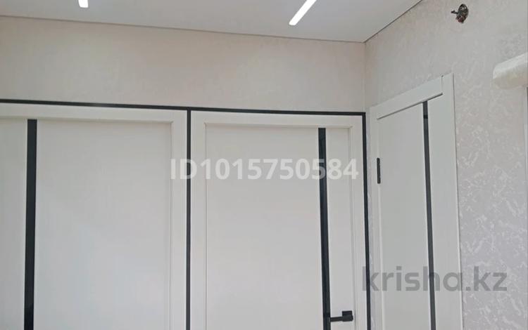 2-бөлмелі пәтер · 48 м² · 7/9 қабат, 13-ш/а. 50б — Возле школы, бағасы: 150 000 ₸ в Актау, 13-й мкр — фото 2