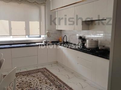 Отдельный дом · 4 комнаты · 200 м² · 8 сот., мкр Азат, ул. Аркайым 84 за 60 млн ₸ в Шымкенте, Енбекшинский р-н