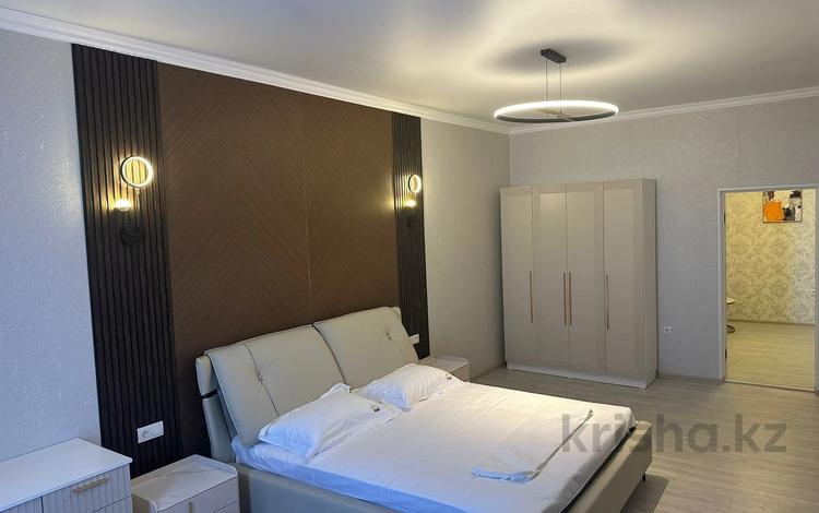 3-комнатная квартира · 110 м² · 10/12 этаж, Мкр. Туран 2415А — Baidibek bi park за 16 000 〒 в Шымкенте, Туран р-н — фото 52