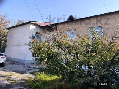 Отдельный дом · 8 комнат · 168 м² · 8 сот., Қонаев 63/1 — Құралбаев за 35 млн 〒 в Кентау