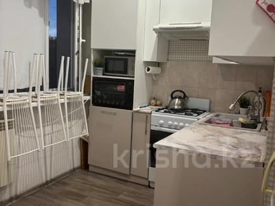 3-бөлмелі пәтер · 77 м² · 4/4 қабат, Космонавтов 16, бағасы: 25 млн ₸ в Рудном