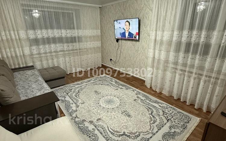 3-комнатная квартира · 70 м² · 2/2 этаж, Восточный, квартал В за 22 млн ₸ в Семее — фото 2