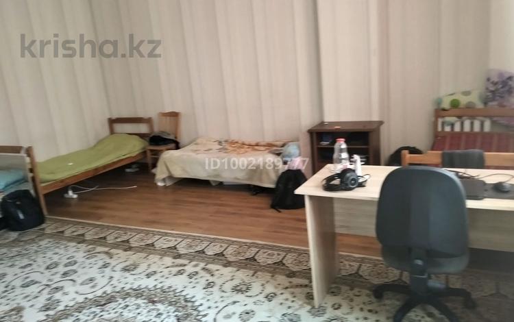 2 комнаты · 20 м², Кенесары 4 — Кумусбекова за 40 000 〒 в Астане, Сарыарка р-н — фото 2